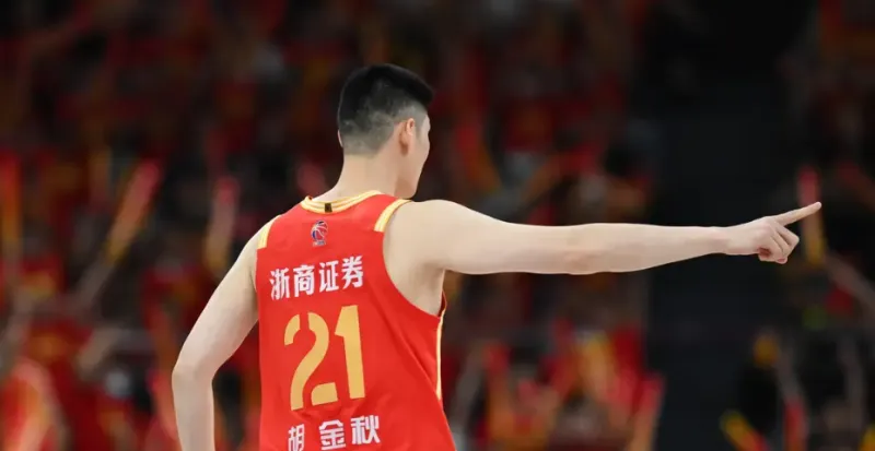 乐鱼-媒体人：广厦虽然天赋很高，但是从来不靠个人解决问题